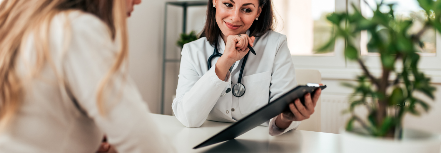 paciente hablando con su médico