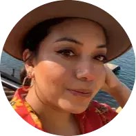Diana Flores Headshot (Circle Crop)