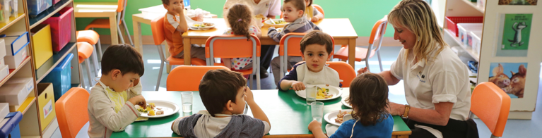 Children eating at a day care